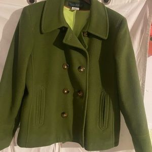 Pea coat double breasted. Hits at waist
